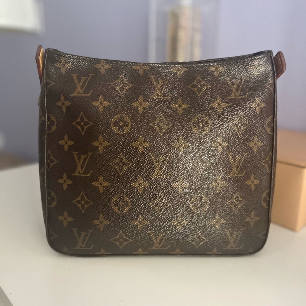Louis Vuitton Looping MM